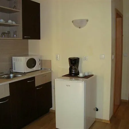 Vechna R Apart-hotel 3*